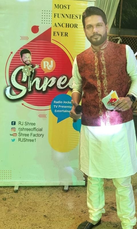 Anchor Host Event Organiser image 2