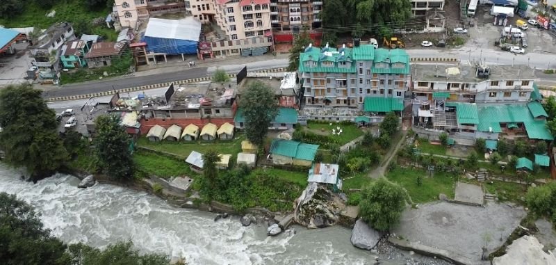 The Avenue Hotel Manali 