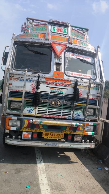 श्री सतगुरु ट्रांसपोर्ट कंपनी image 2